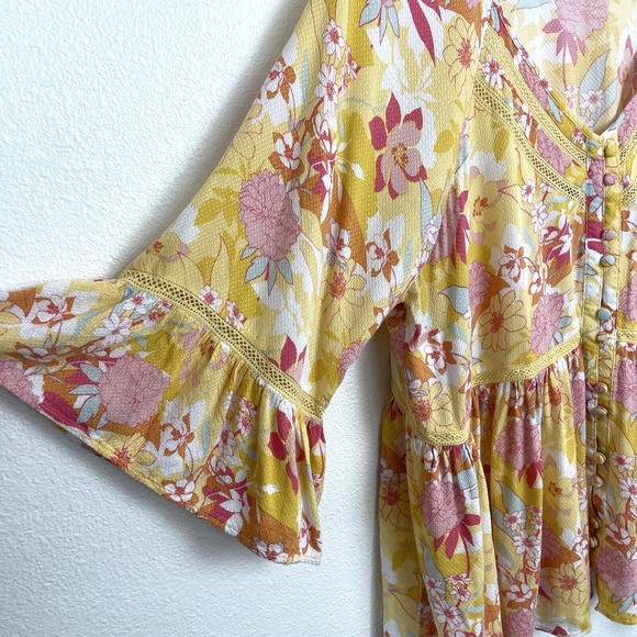 Torrid Peasant Blouse Top Womens Plus Size 2X Yellow Floral Boho Crochet Lace - Picture 4 of 9